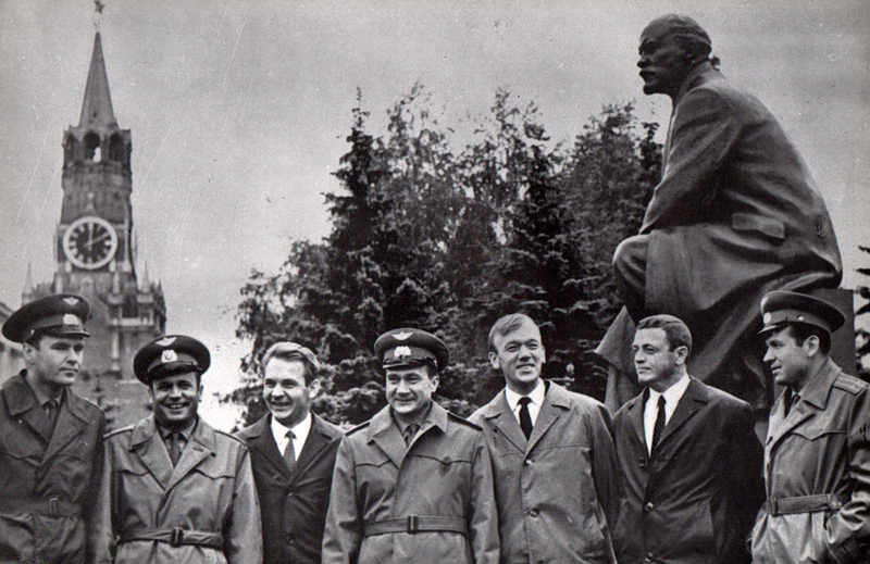 Illustration for article titled Rare Photos Of The Soviet Space Program From Gagarin To Intercosmos